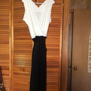 Nikki Paulo Jersey Jumpsuit Palazzo Legs NWOT 2XP